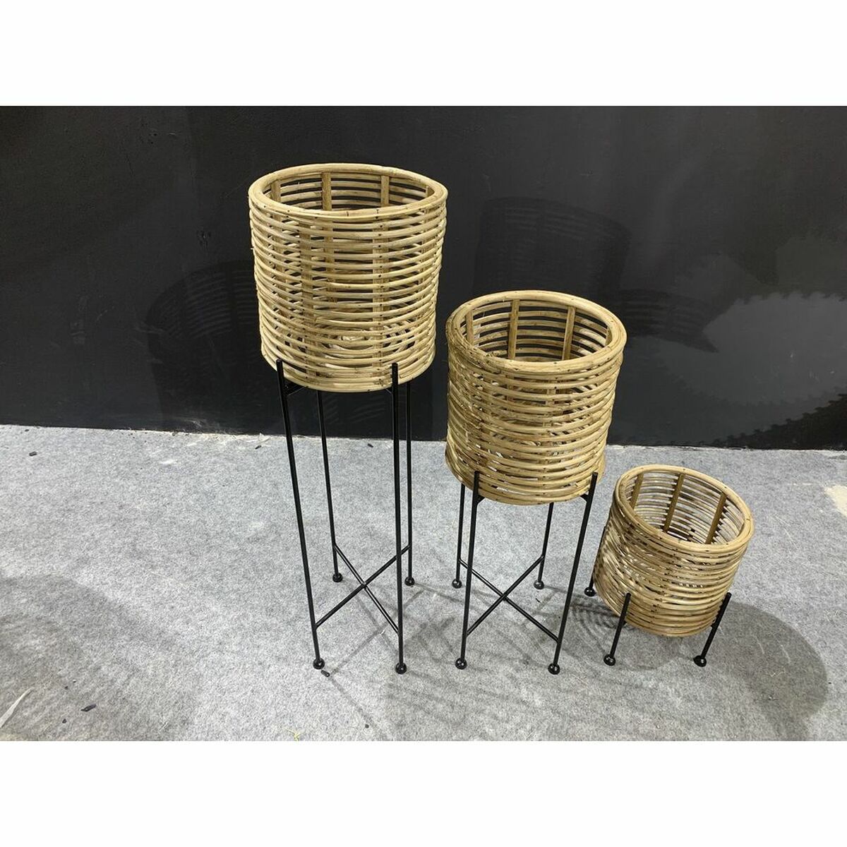 Bali Planters on Stands – Set of 2