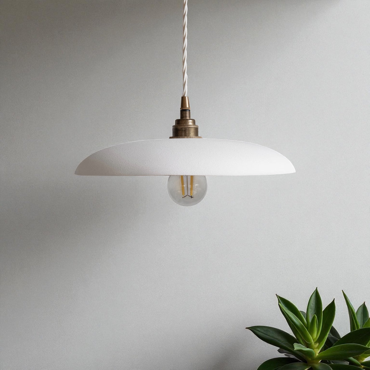 SOLENE Ceramic Pendant Light – Matte White